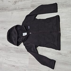 Girls Patagonia. Size: Girl's XS (5-6)
